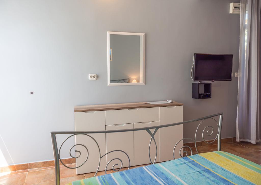 Apartments Viskovic フヴァル エクステリア 写真