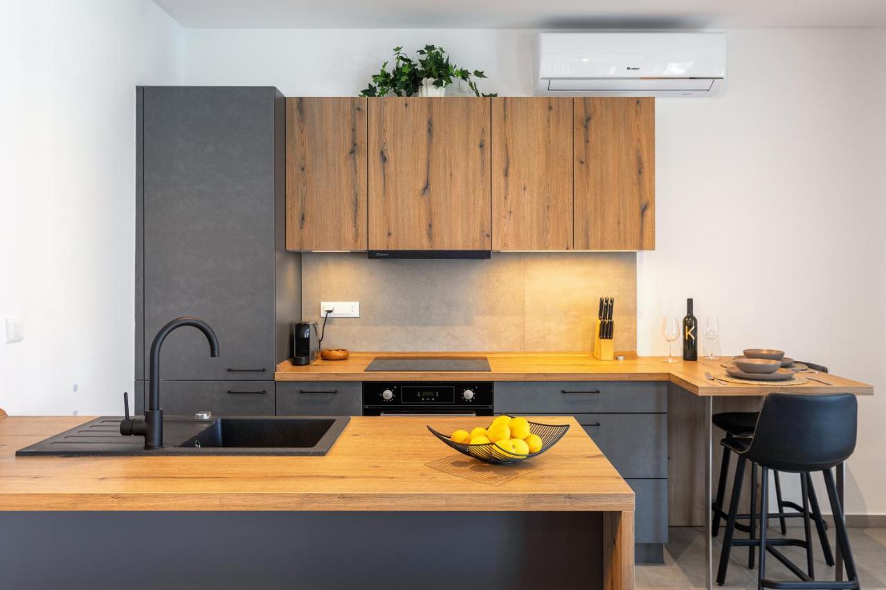 Apartments Viskovic フヴァル エクステリア 写真