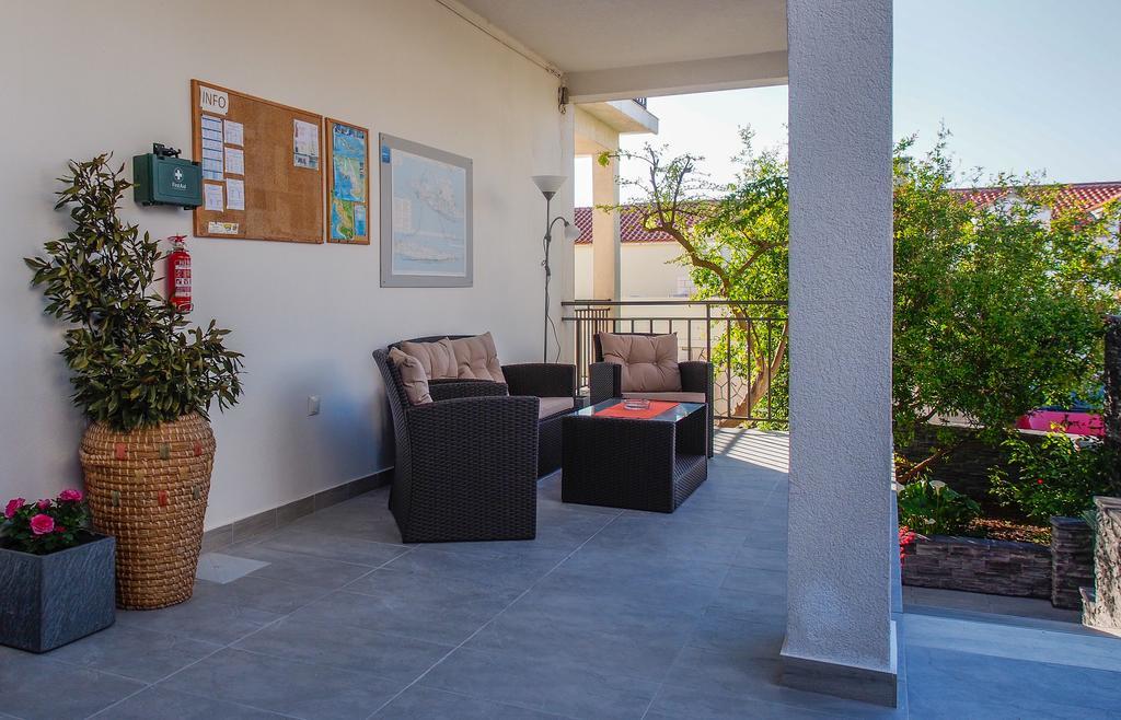 Apartments Viskovic フヴァル エクステリア 写真